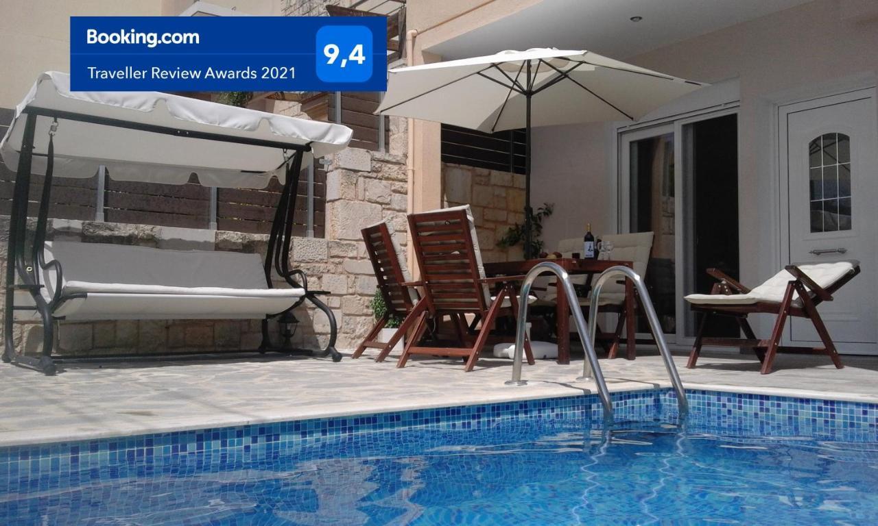 “Theeporto” Maisonette With Pool Гувес Екстер'єр фото